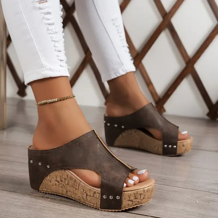 Savannah – Studded Cork Platform Wedge Sandals
