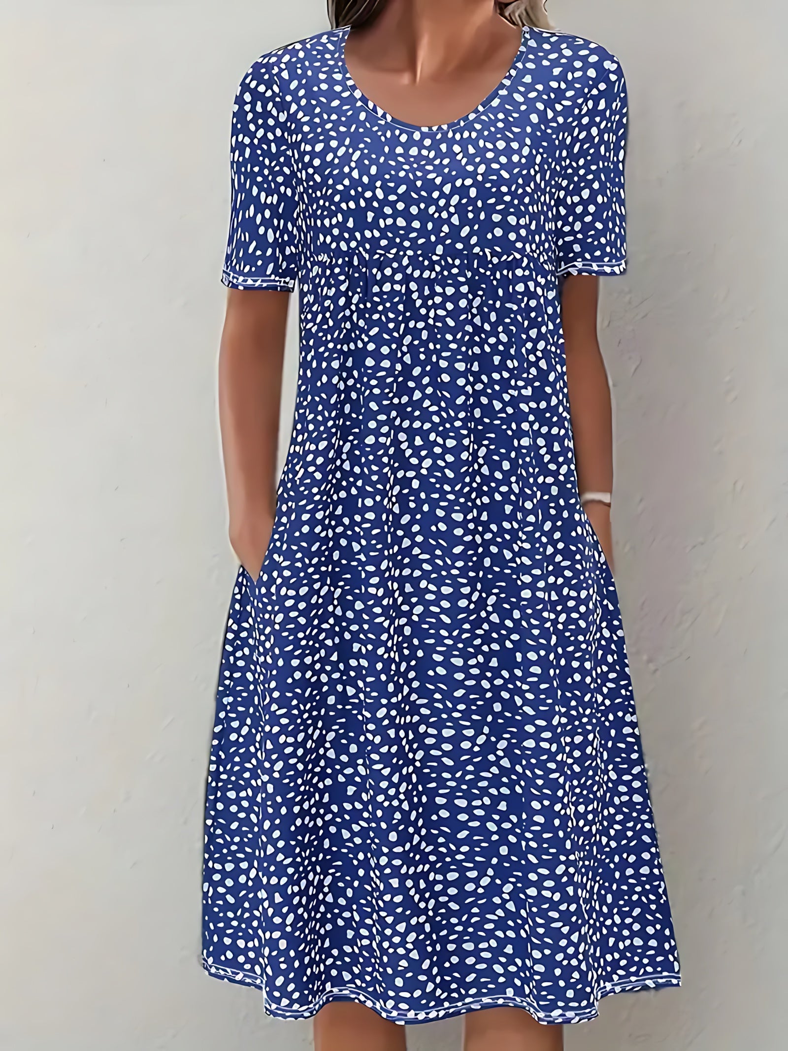 Ella – Ditsy Floral Crew Neck Summer Midi Dress