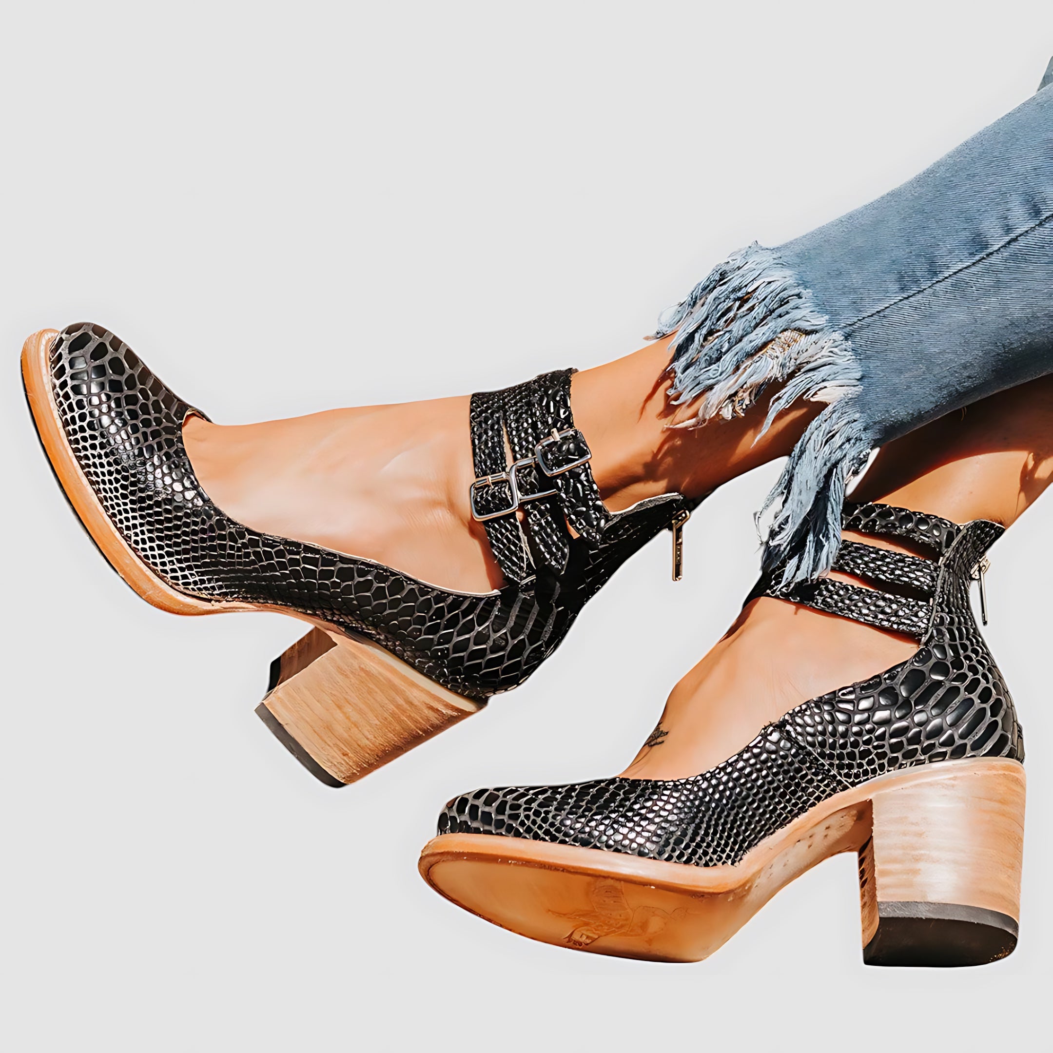 Luna – Suede Slouchy Western Ankle Boots