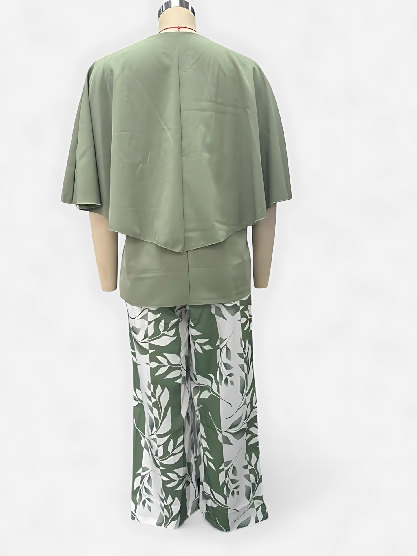 Hailey – Short Sleeve Top and Leaf Print Pants Set